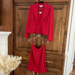 New Tahari ASL Bold Red Long Sleeve suit Dress Set of 3 size 4